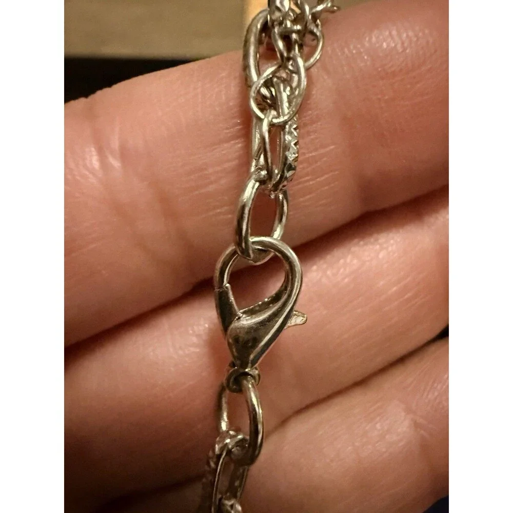 Vintage Silver Tone Hammered Metal & Blue Faux Stone Necklace 34